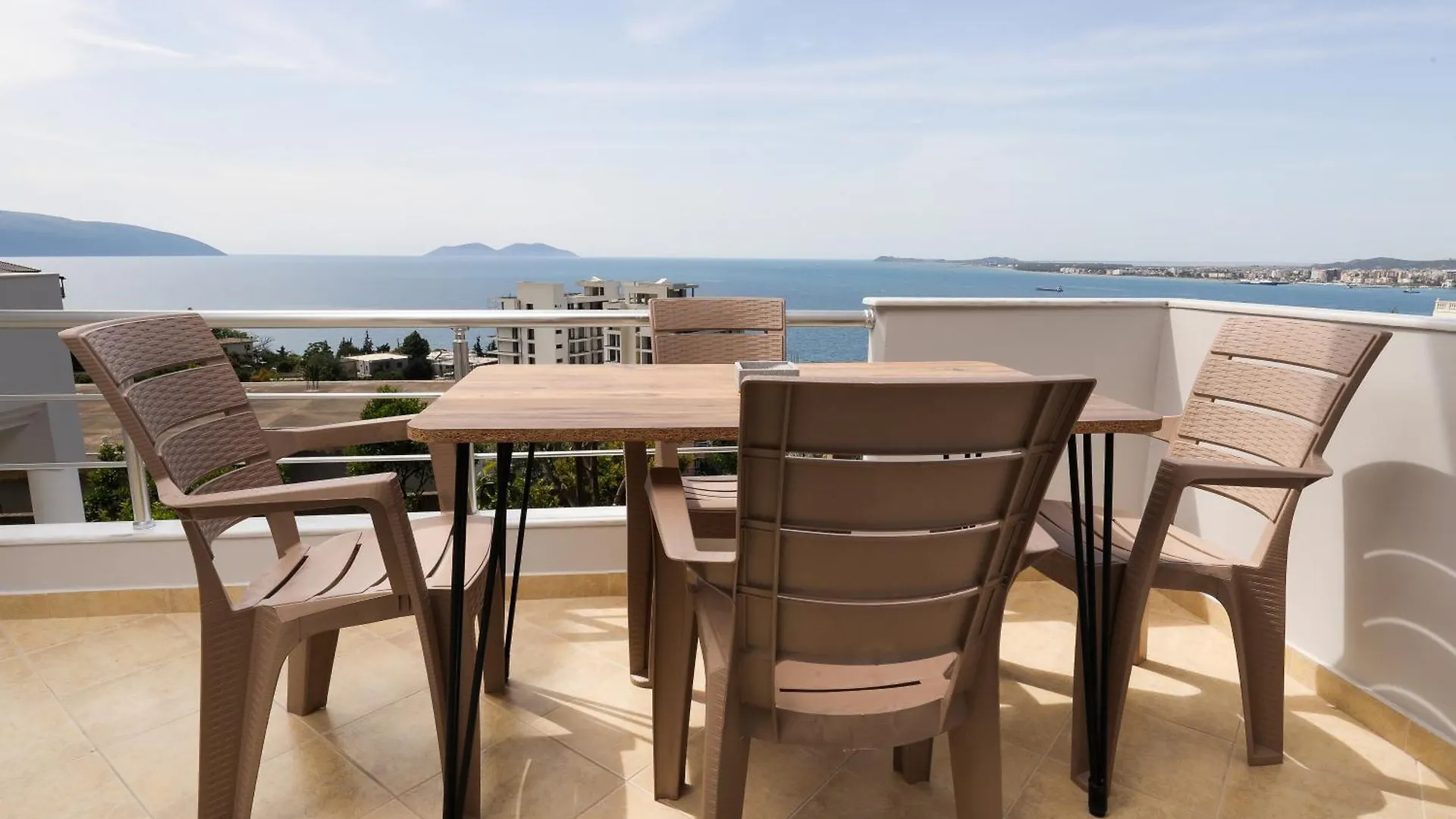 Villa Christianna Free Parking Влёра 0*,  Албания