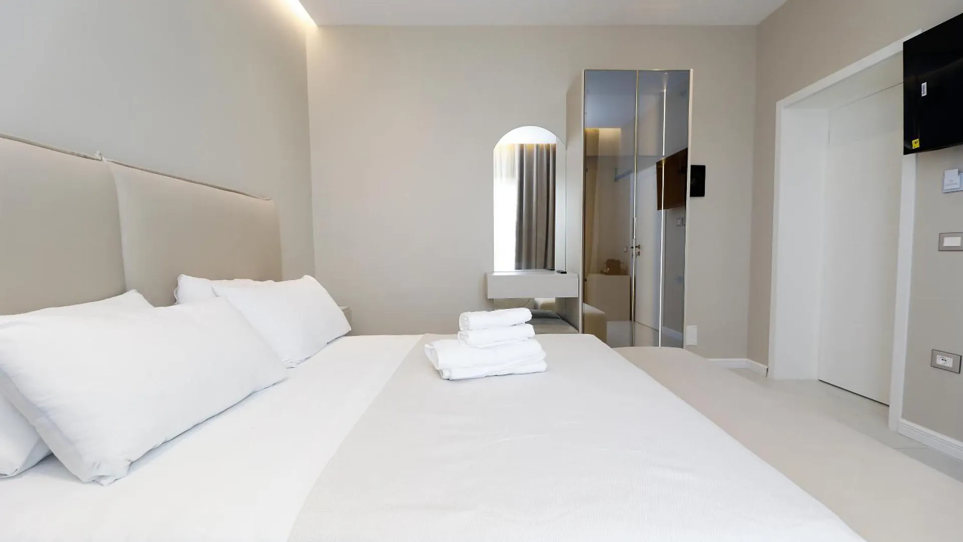 Villa Christianna Free Parking Влёра Апарт-отель