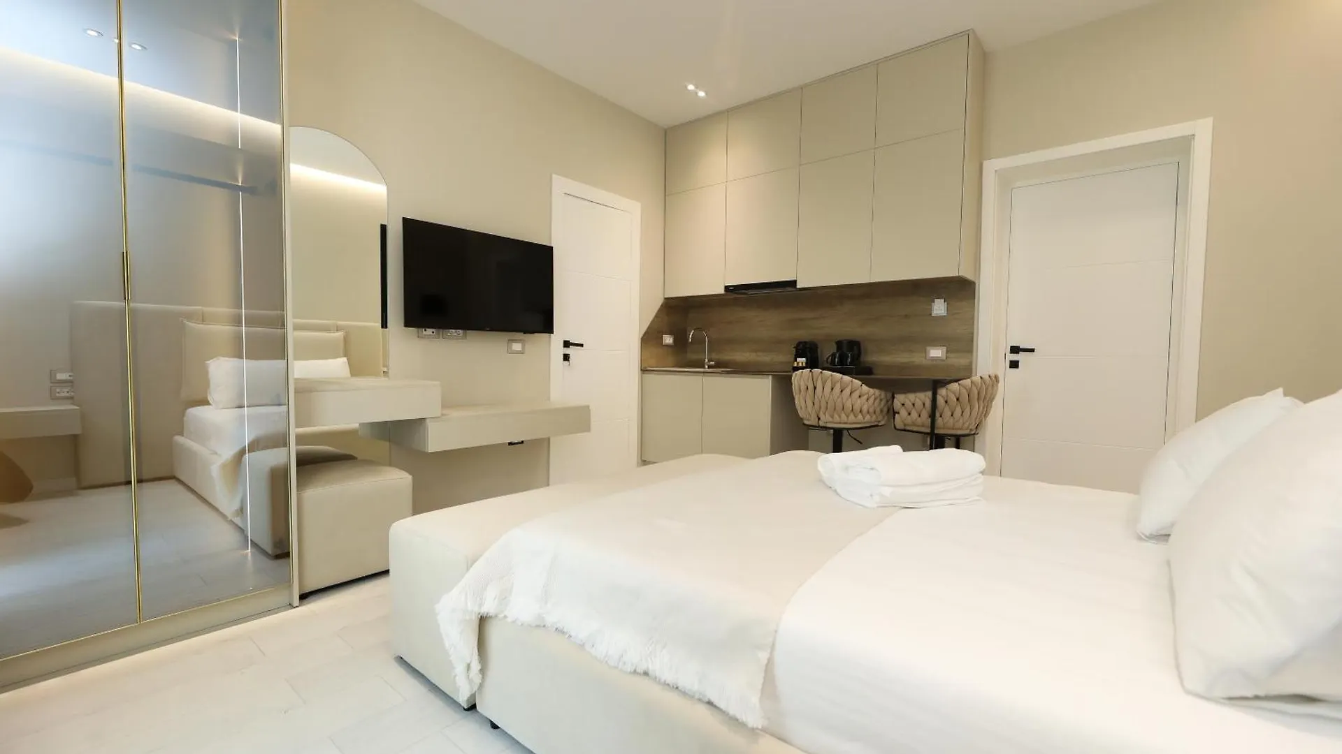 Villa Christianna Free Parking Влёра Албания