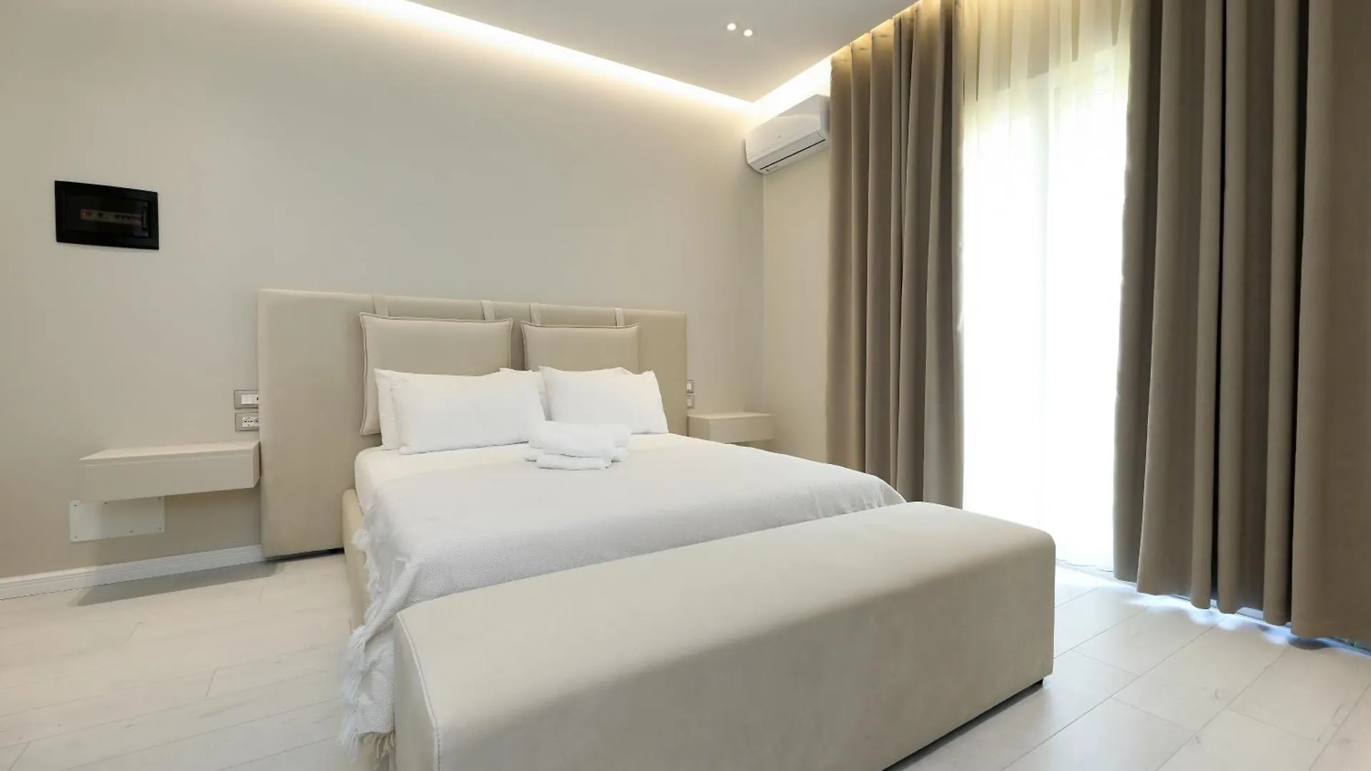 Villa Christianna Free Parking Влёра Апарт-отель