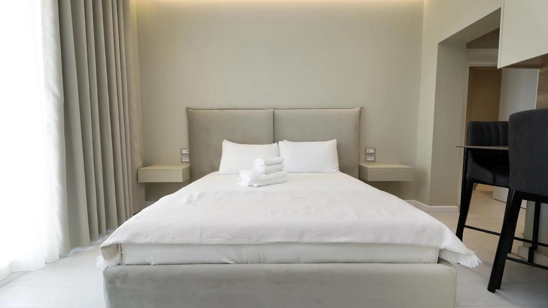 Апарт-отель Villa Christianna Free Parking Влёра Албания