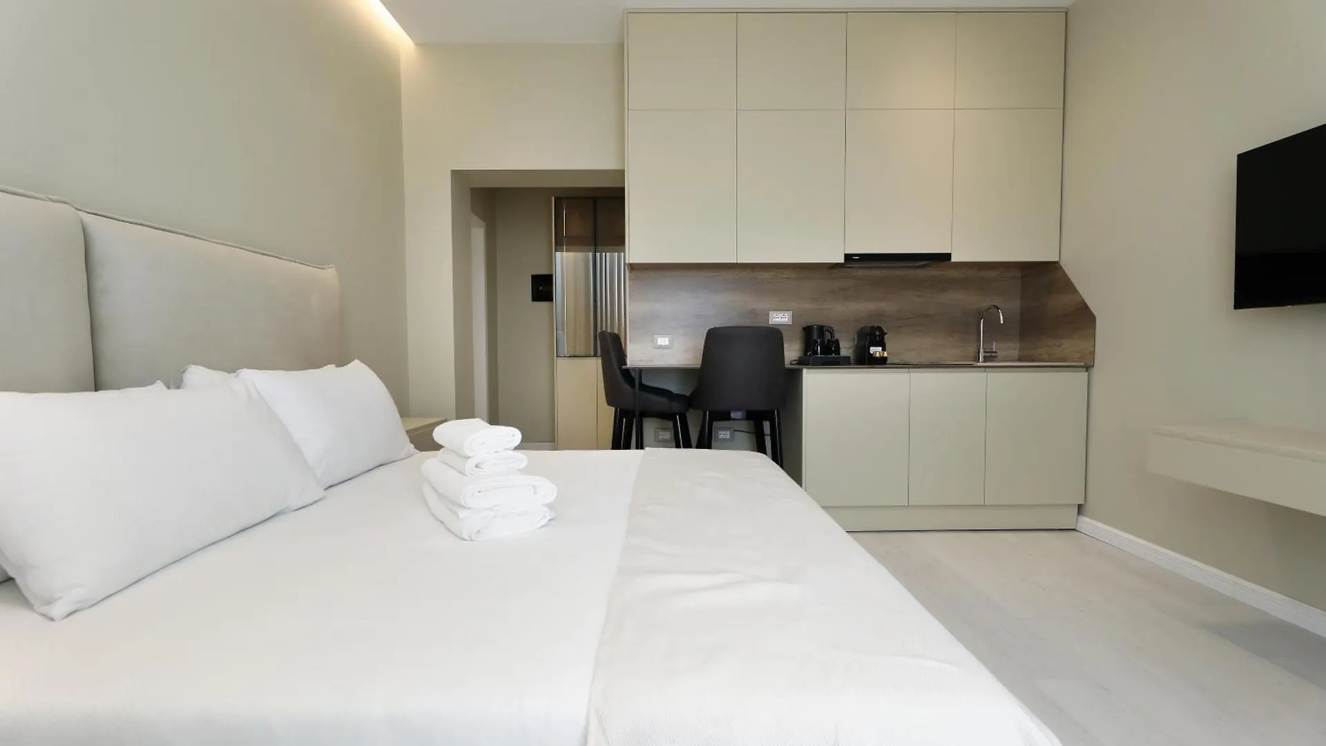 Апарт-отель Villa Christianna Free Parking Влёра Албания