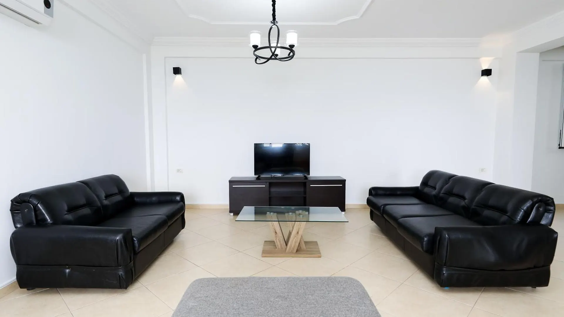Villa Christianna Free Parking Vlorë 0*,  알바니아