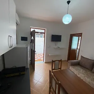  Appartement Dangolli House