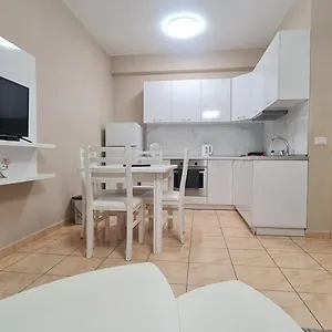 Apartamento The Place, Vlorë